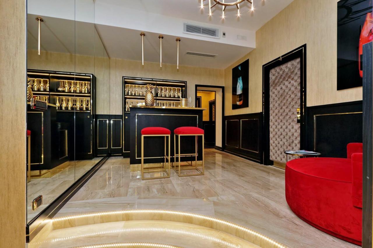 Spanish Hills Collection Luxury Suites & Jacuzzi - Rome — Photos 1